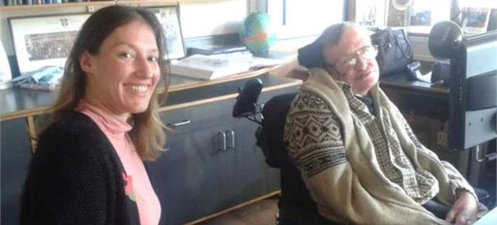 Tζένη Λειβαδάρου: Η Ελληνίδα ερευνήτρια που εντυπωσίασε τον Στίβεν Χόκινγκ-Βίντεο